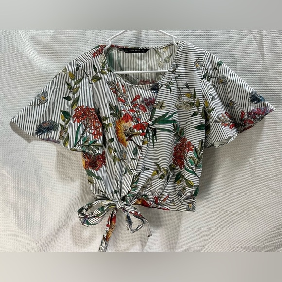 Zara Basic Floral Top Women’s Size Large - Picture 2 of 11